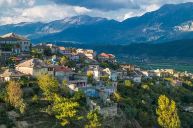 Arnavutluk 'un Eski Cirokaster Kenti Manzarası