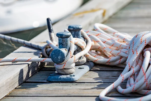 Old Vintage Marina Bollard Bitt Boats Ships Yachts Mooring Marina — Stock Photo, Image