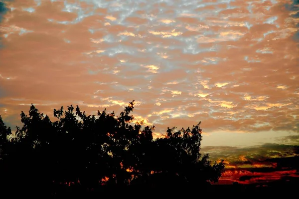 Nubes Oscuras Azules Naturaleza Puesta Sol —  Fotos de Stock