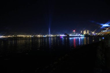 Birleşik Arap Emirlikleri. BAE 'nin kültürü. BAE 'nin cazibesi ve doğası.