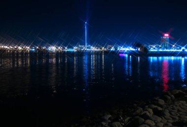 Birleşik Arap Emirlikleri. BAE 'nin kültürü. BAE 'nin cazibesi ve doğası.