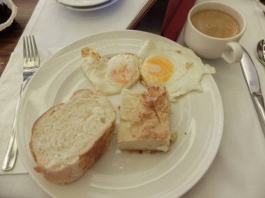 Birleşik Arap Emirlikleri. BAE 'nin kültürü. BAE 'nin cazibesi ve doğası.