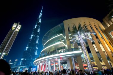 Birleşik Arap Emirlikleri. BAE 'nin kültürü. BAE 'nin cazibesi ve doğası.