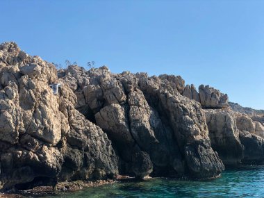 Hindi. Türk Kültürü. Türkiye 'nin manzarası ve doğası. Deniz. Güneşi. Avuçlar. Kumsal. Otel.