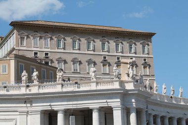 Roma. Vatikan. İtalya. İtalya Kültürü. İtalya 'nın manzarası ve doğası. Güneş..