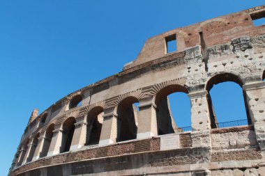 Roma. Vatikan. İtalya. İtalya Kültürü. İtalya 'nın manzarası ve doğası. Güneş..
