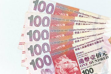 Nakit paralar Hong Kong dolarına çeşitli değerlerde dağıtıldı.