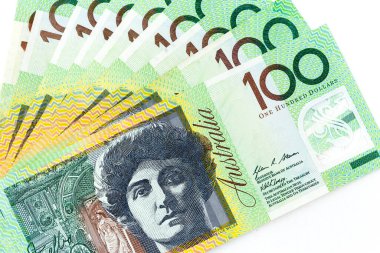 Para banknotları çeşitli banknotlar halinde Avustralya dolarına yayıldı