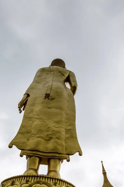 Phra Buddha Mongkol Maharaj Högsta Gyllene Stående Buddha Vid Hat — Stockfoto