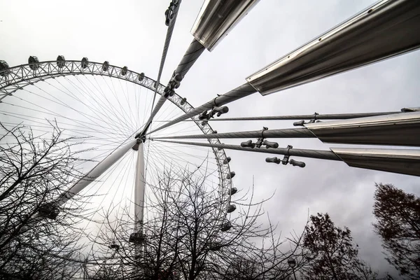 London Eye Millennium Wheel Cantilevered Observation Wheel South Bank River — Stock Photo, Image