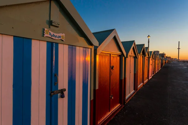 Brighton Colorful Beach Hut Beach House Coast Brighton Pier — Stock Photo, Image