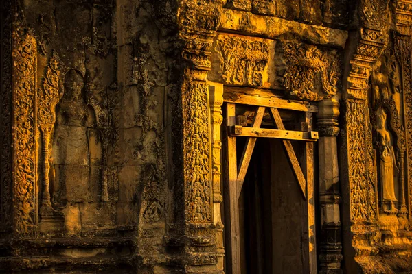 Siem Reap Angkor Wat Phnom Bakheng日出山顶日落教科文组织黎明 — 图库照片