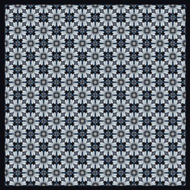 Beyaz spor ayakkabıların kusursuz dokusu mavi lekeli koyu mavi bir arka planda çiçek şeklinde düzenlenmiş.