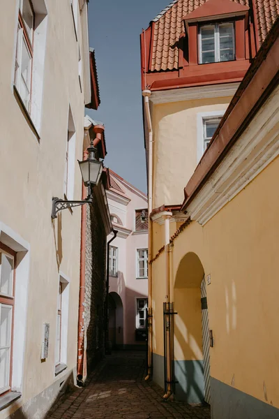 Calle Ciudad Vieja Tallin — Foto de Stock