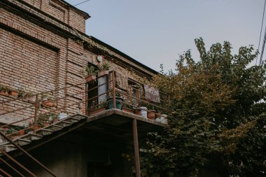 Eski Tiflis şehrinin sokakları