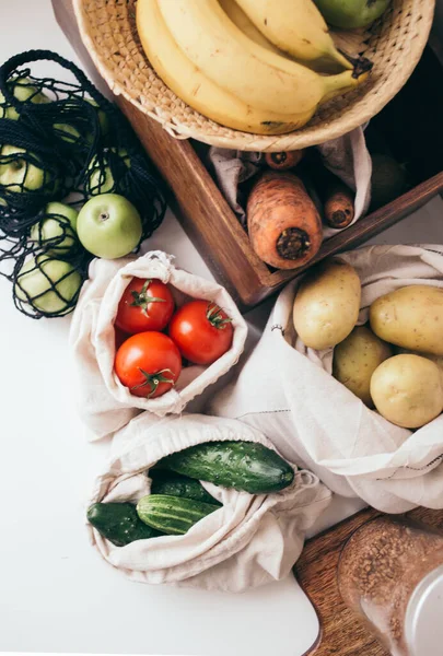 Cesta Pie Cero Fondo Blanco — Foto de Stock