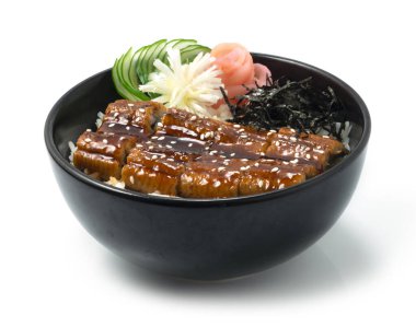 Unagi Don Izgara Yılanbalığı Pirinç Kasesi. Deniz yosunu, zencefil turşusu, oyulmuş sebze, Japon Gıda Füzyon Tarzı.
