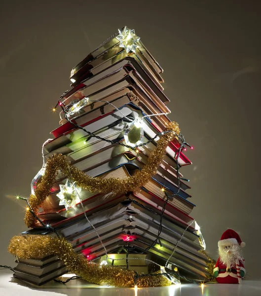 Christmas Tree Made Books — Stock Photo, Image