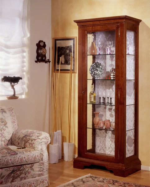 Ekran kabine ve koltuk ile çevre