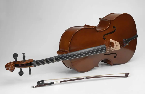 Çello yaylı müzik aleti