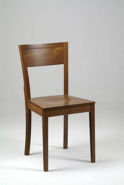 Ξύλινη Καρέκλα Λευκό Φόντο — Φωτογραφία Αρχείου