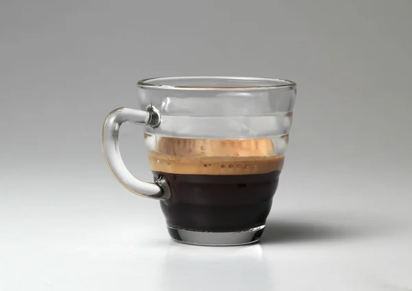 透明杯子中的咖啡杯 — 图库照片
