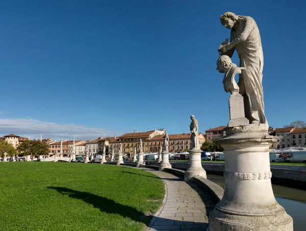 Jardins Com Estátuas Prato Della Valle Pádua — Fotografia de Stock