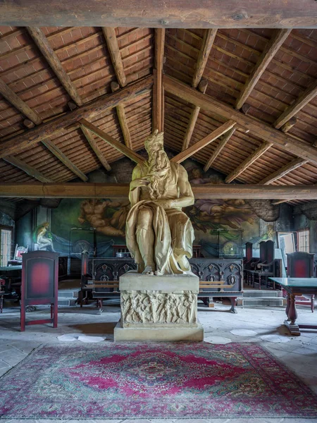 Arquitetura Interior Edifício Abandonado — Fotografia de Stock