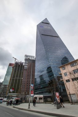 İstanbul, Türkiye - 11 Şubat 2017: Fütürist gökdelen, İstanbul 'un 4. Levent ilçesindeki Finansbank genel merkez binası.