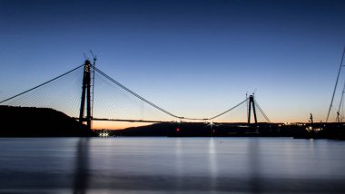 İSTANBUL, TURKEY - 7 Şubat 2016; Yavuz Sultan Selim Köprüsü, Üçüncü Köprü İstanbul için yeni bir boğaz. Bu köprü bitmiş olacak, 200 metre var..