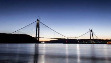 İSTANBUL, TURKEY - 7 Şubat 2016; Yavuz Sultan Selim Köprüsü, Üçüncü Köprü İstanbul için yeni bir boğaz. Bu köprü bitmiş olacak, 200 metre var..