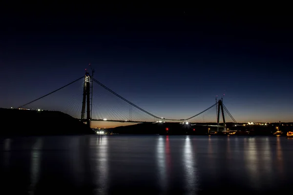 イスタンブール トルコ 2月7 2016 ヤヴズ サルタン セリム橋 第三橋は イスタンブールのための新しいボスポラスです この橋は — ストック写真