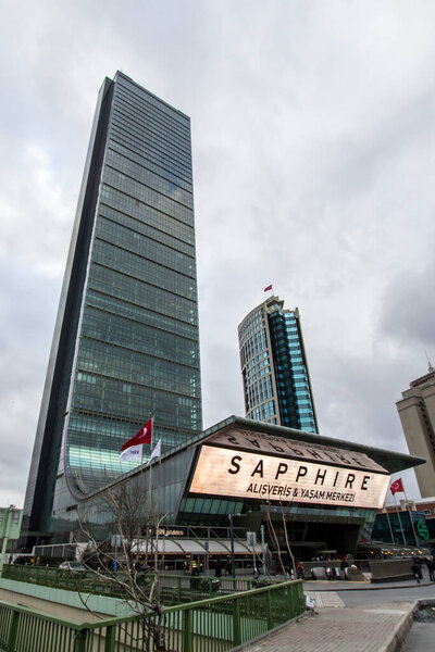 СТАМБУЛ - 11 ФЕВРАЛЯ: Стамбульские сапфировые башни 11 февраля 2017 года, Сапфир является небоскребом, и по состоянию на 2017 год, самое высокое здание в Стамбуле и Турции, расположенное в tbusiness районе Левент
.