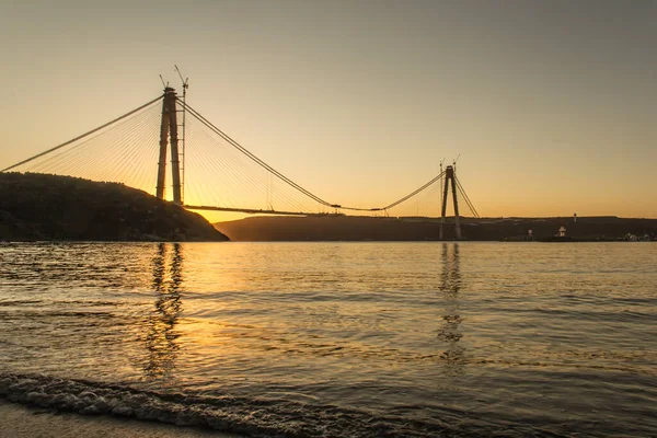 伊斯坦布尔 土耳其 2016年2月7日 Yavuz Sultan Selim Bridge Third Bridge是伊斯坦布尔的新主唱 这座桥将完工后 — 图库照片