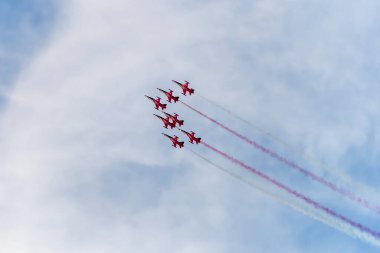 YENIKAPI-ISTANBUL, TURKEY - 29 Mayıs; Türk Yıldızları (Türk Yıldizileri) Hava Kuvvetleri 'nin ve Türkiye' nin ulusal akrobasi takımının akrobatik gösteri ekibidir..