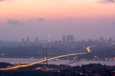 Türkiye, Boğaz Köprüsü 'ne 