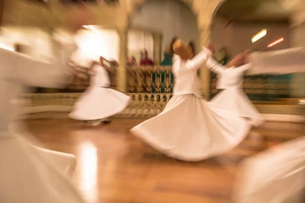 Semazen Nebo Vířící Derviš Konyo Sufi Vířící Derviš Semazen Tančí — Stock fotografie