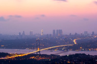 Türkiye, Boğaz Köprüsü 'ne 