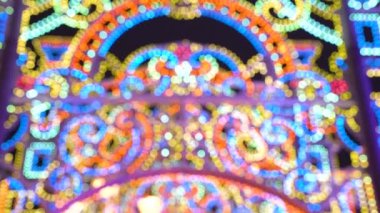 Bulanık çok renkli aydınlatma. Odaklanamayan soyut bokeh ışıkları