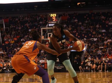 Tina Charles Ny Liberty merkezi Talking Stick Resort Arena Phoenix,Az:Usa Temmuz 5,2019