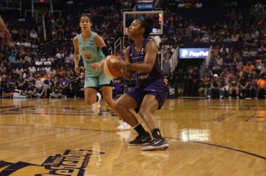 Phoenix, Arizona, Amerika Birleşik Devletleri - 15 Ağustos 2019 : Talking Stick Resort Arena'da Phoenix Mercury için Briann Ocak muhafız 