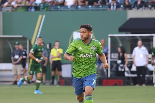 Oregon, Amerika Birleşik Devletleri - 23 Ağustos 2019 : Cristian Roldan Seattle Sounders Fc Portland Providence Park'ta