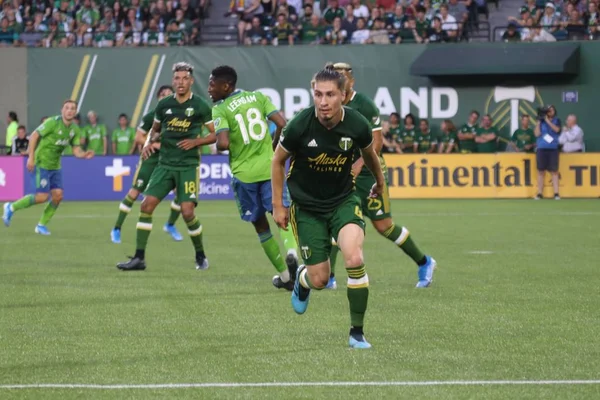 Oregon, Amerika Birleşik Devletleri - 23 Ağustos 2019 : Portland Timbers için Jorge Villafana defans Portland Providence Park'ta 
