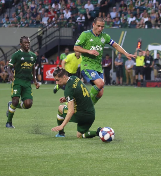 Oregon, Amerika Birleşik Devletleri - 23 Ağustos 2019 : Portland Timbers için Jorge Villafana defans Portland Providence Park'ta 