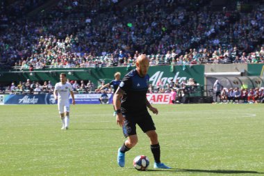 Magnus Eriksson, Portland 'daki Providence Park' taki San Jose depremlerinde orta saha oyuncusu..
