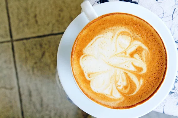 Sweet Capuuccino Cup Hot Cappuchino Coffee White Cup Top View — Stock Photo, Image