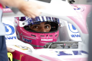 Monza, İtalya. 6-8 Eylül 2019. İtalya Formula 1 Grand Prix 'si. SportPesa Yarış Noktası F1 Takımı 'ndan Lance Stroll İtalya F1 Grand Prix antrenmanı sırasında garajda.