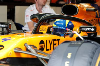Monza, İtalya. 6-8 Eylül 2019. İtalya Formula 1 Grand Prix 'si. McLaren F1 takımından Lando Norris İtalya F1 Grand Prix antrenmanı sırasında garajda.