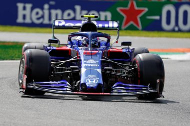 Monza, İtalya. 6-8 Eylül 2019. İtalya Formula 1 Grand Prix 'si. Red Bull 'dan Pierre Gasly Toro Rosso Honda İtalya F1 Grand Prix elemeleri sırasında
