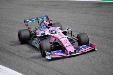 Monza, İtalya. 6-8 Eylül 2019. İtalya Formula 1 Grand Prix 'si. İtalya F1 Grand Prix elemeleri sırasında SportPesa Yarış Noktası F1 Takımı 'ndan Sergio Perez